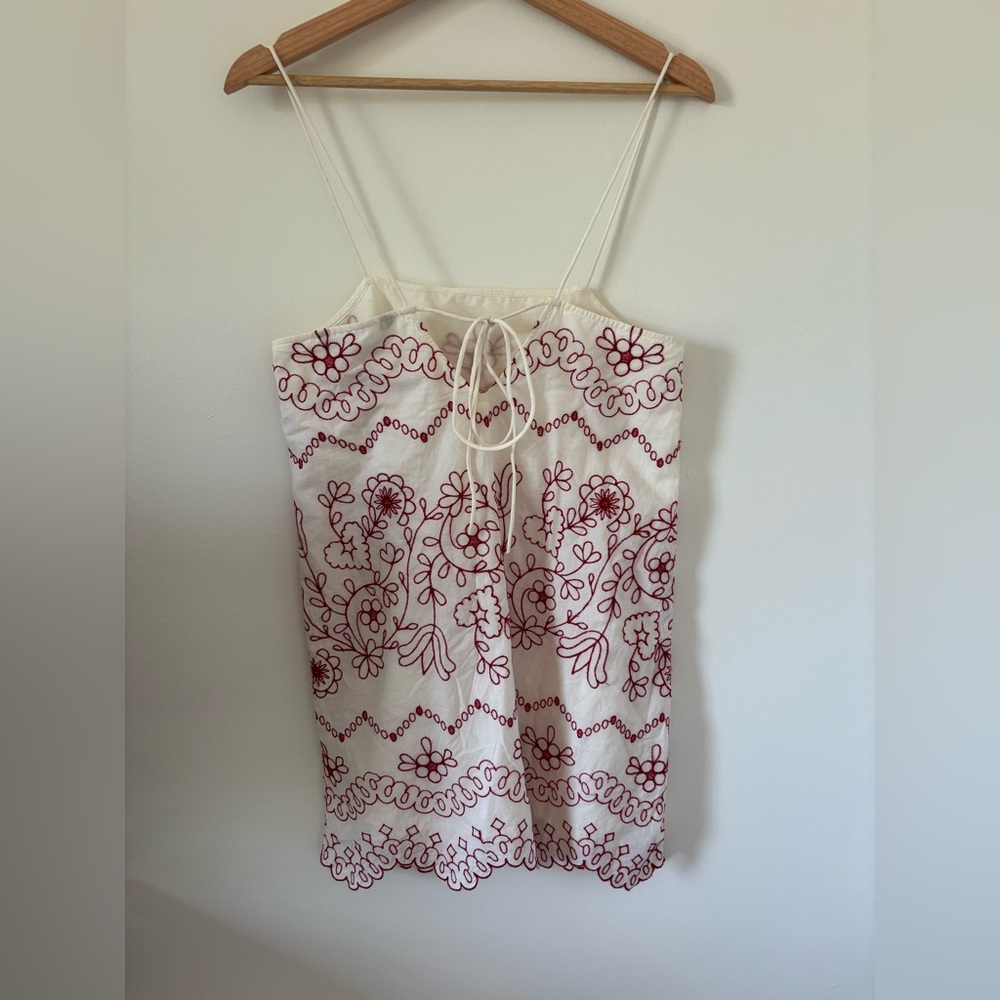 BNWT Zara White Dress with Red Embroidery - Picture 5 of 7